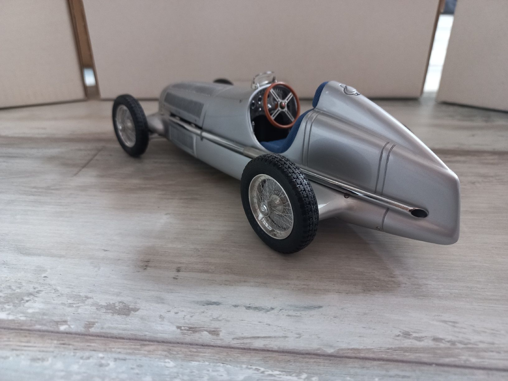 CMC Modellautos: Mercedes W25 1/18 CMC – Gebraucht aus Attalens von remy_s00 4