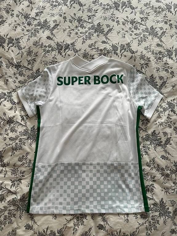 Leibchen & Hosen: Nike Maillot Sporting CP Third 22/23 M – Gebraucht aus Lausanne von PeixotoBruno 4