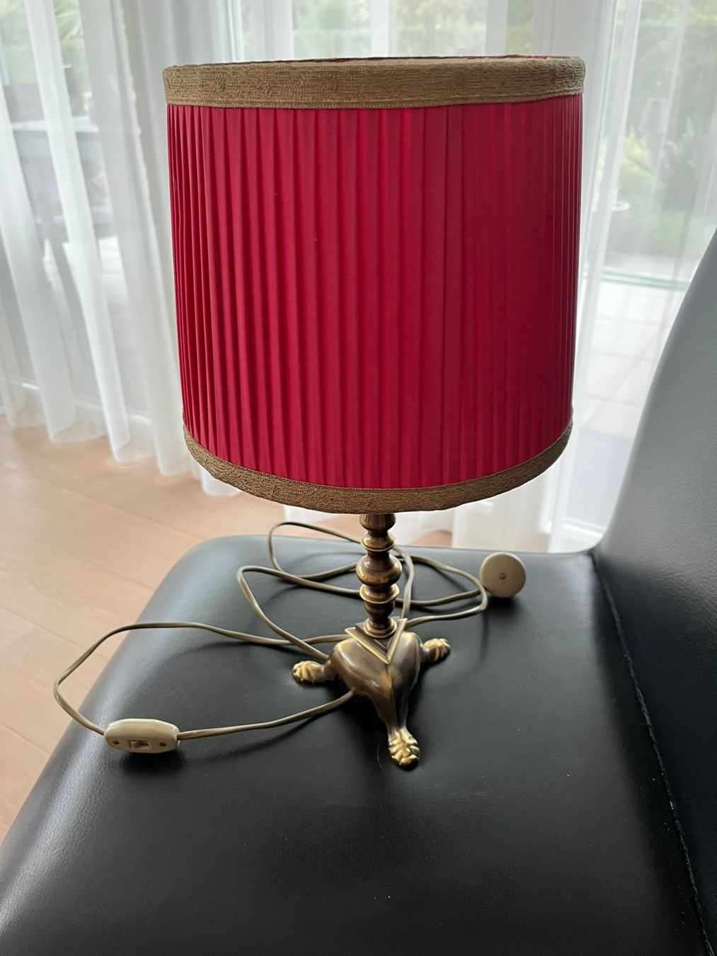 Lampen: Lampe mit Stoffschirm und Messingfuss – Gebraucht aus Muri AG von bimasent