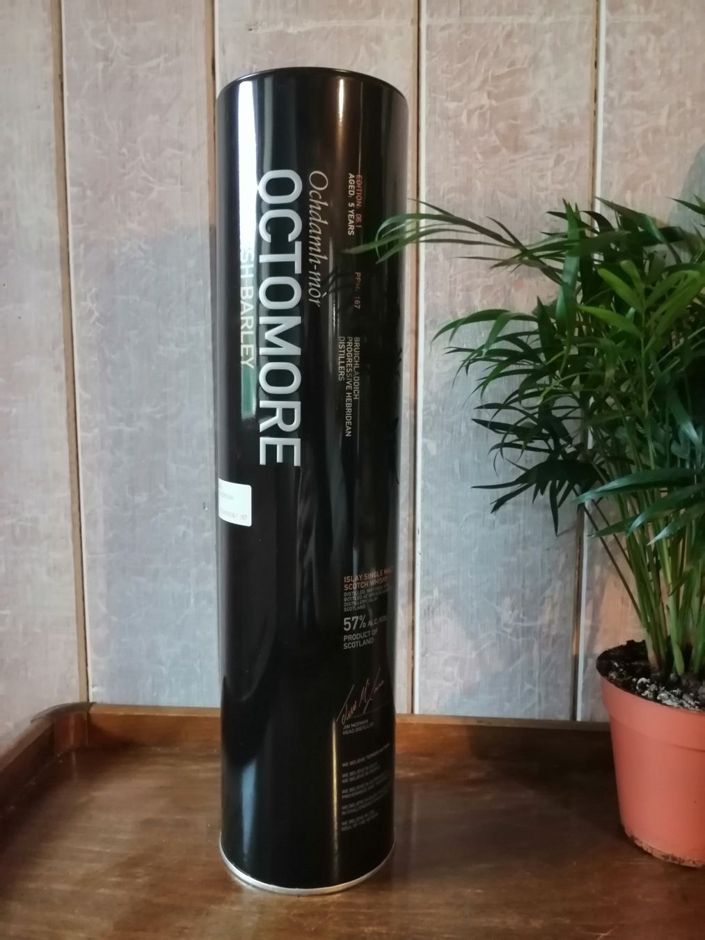 Octomore Bevande alcoliche: Bruichladdich Octomore 6.1 – Nuovo e nell'imballaggio originale da Bern venduto da tomri7 1