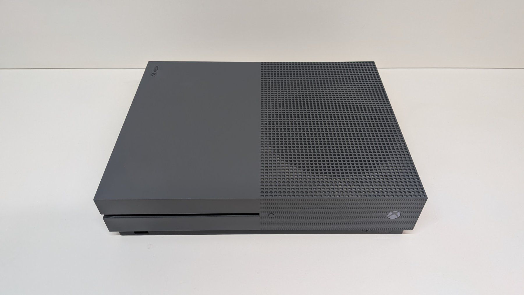 Microsoft Console: Microsoft Xbox One S mit Controller und 5 Games – Usato da Menziken venduto da mame18 3