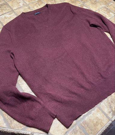 Maglione  tg M-100% cachemire bordeaux scollo a V