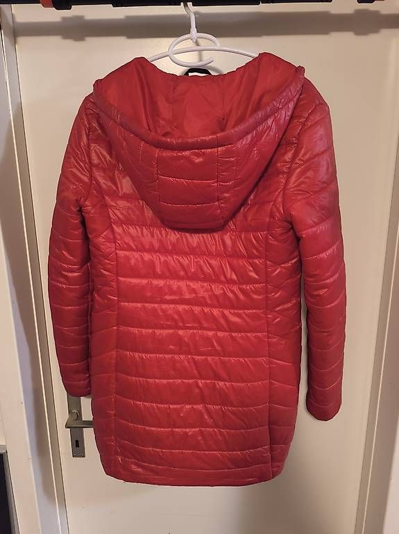 Giacche: Winterjacke rot – Usato da Zürich venduto da Italy2001 2