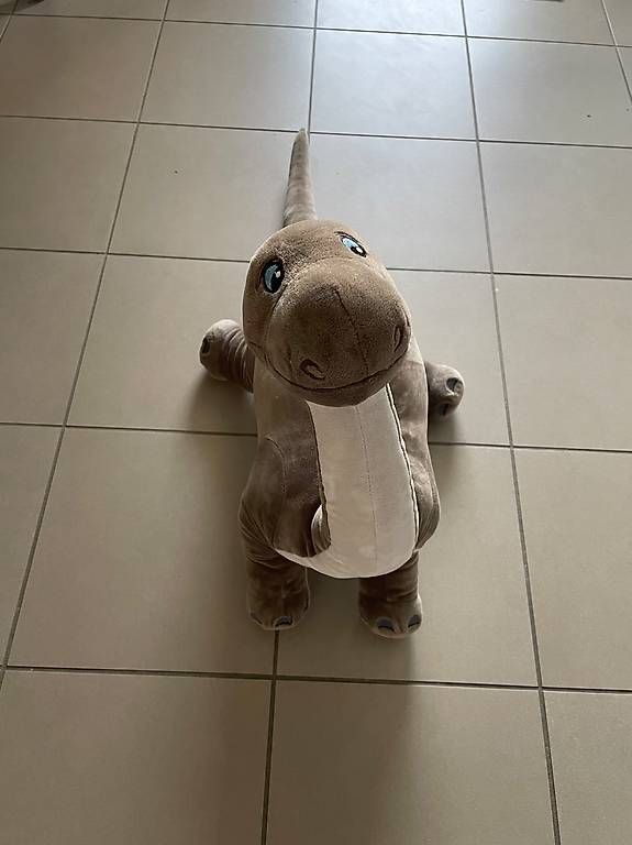 Spielzeuge: Grosser Plüsch Dinosaurier – Gebraucht aus Rothenburg von Lindas2003 2
