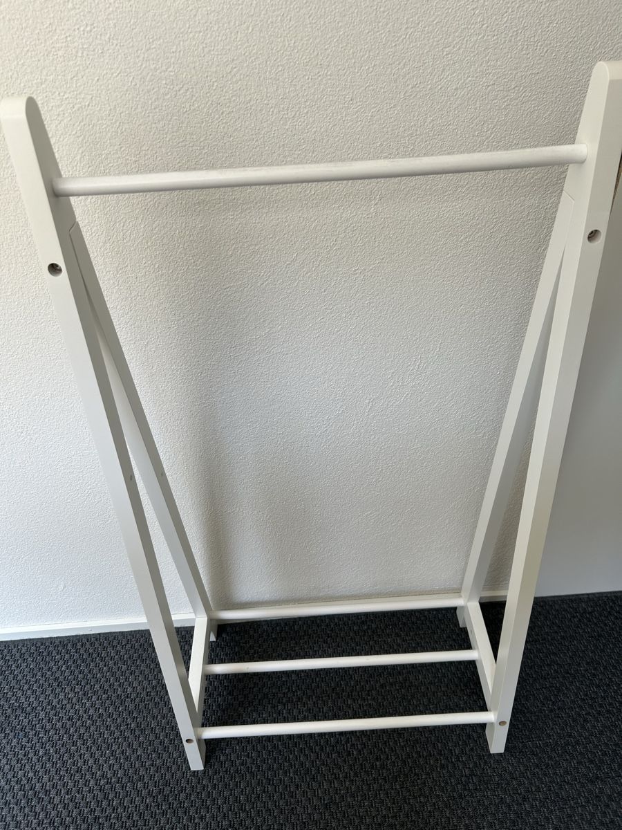 Guardaroba: Kids clothes rack  – Usato da Zürich venduto da mar_d7zz