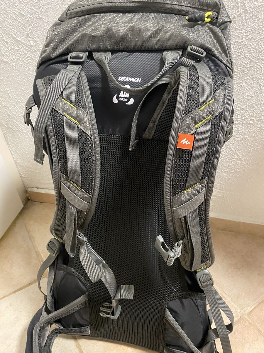 Decathlon Zaini: Quechua Trekkingrucksack 30l – Nuovo (secondo la descrizione) da Baden venduto da Bbdesign 2