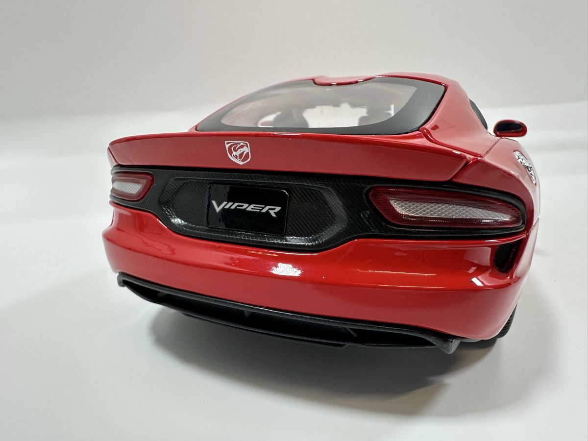 Maisto Modellautos: Dodge Viper SRT GTS 1:18, rot, MAISTO – Gebraucht aus Zofingen von rf9_x2xt 4