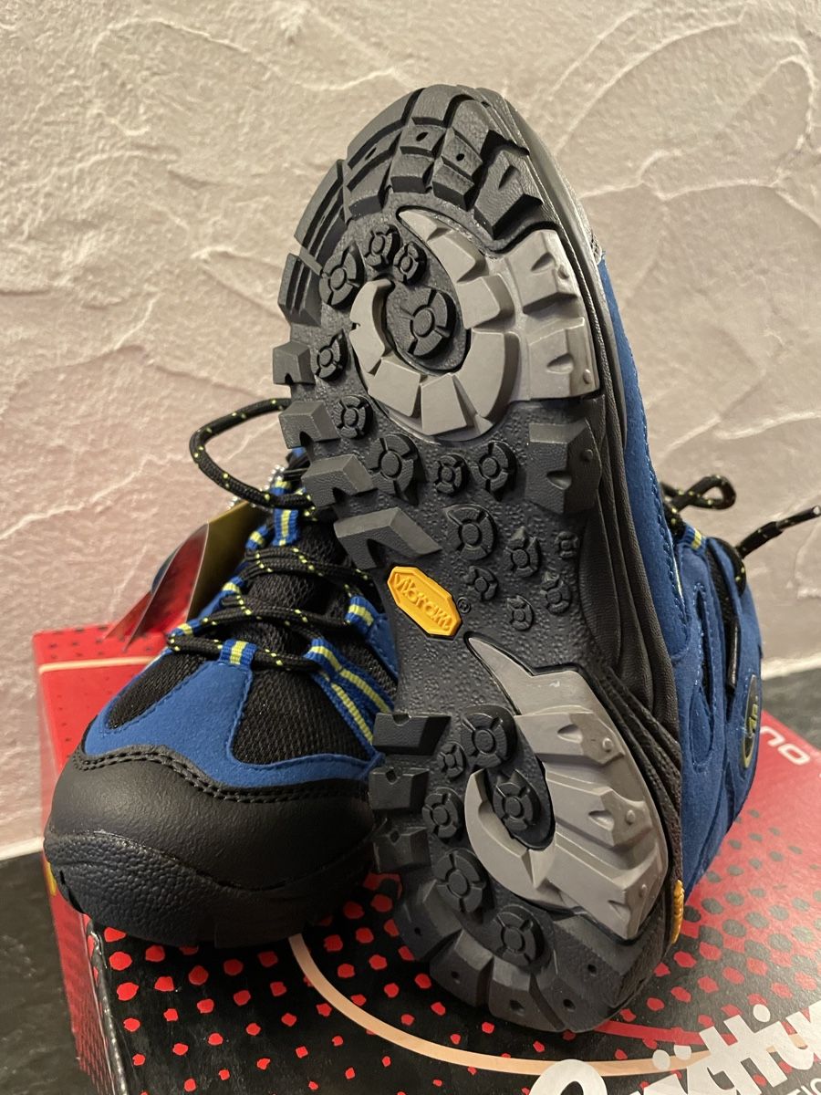 Scarpe per ragazzi: Kinder Wandernschuhe neu 31 – Nuovo e nell'imballaggio originale da Rueras venduto da frausnow12 3