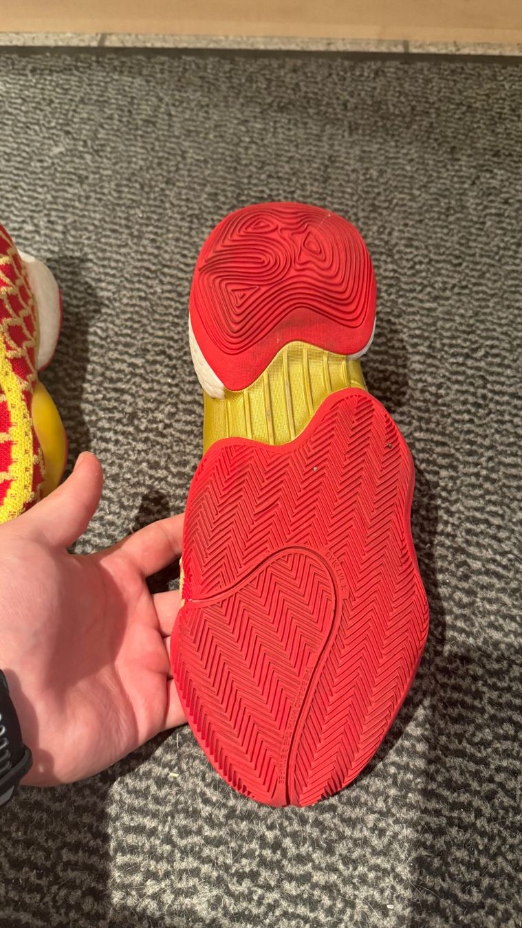 Adidas Scarpe da uomo: Adidas Crazy BYW Pharrell Chinesisches Neujahr – Usato da Wädenswil venduto da Ben034 5