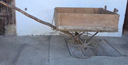Holzwagen