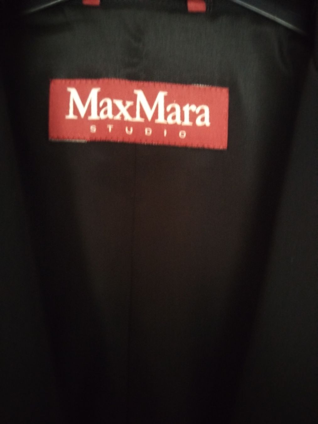 Max Mara Giacche: Max Mara Studio Blazer Wolle schwarz 42 – Usato da Zürich venduto da Victoria64 1