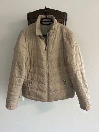 Beige Übergangsjacke, Grösse 42 - Ideal für den Frühling!
