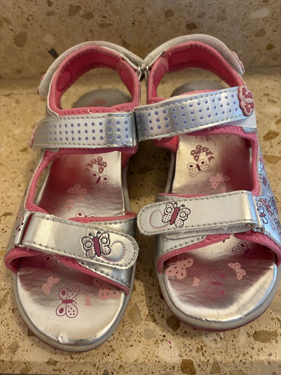 Schuhe für Mädchen: Sandalen Grösse 35 – Gebraucht aus Granges-Paccot von Fwaeber 2