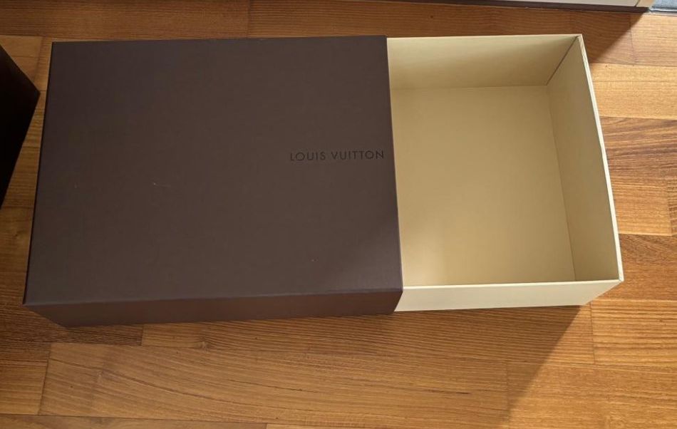Louis Vuitton Borse da donna: 💖 Louis Vuitton Box – Usato da Steinhausen venduto da 2ndLove_Bag 1