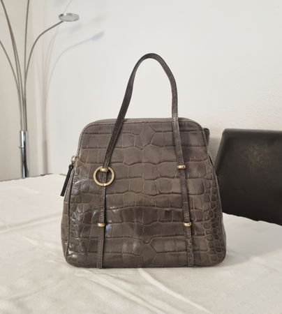 Sehr schöne Tasche von "Emporio Armani"