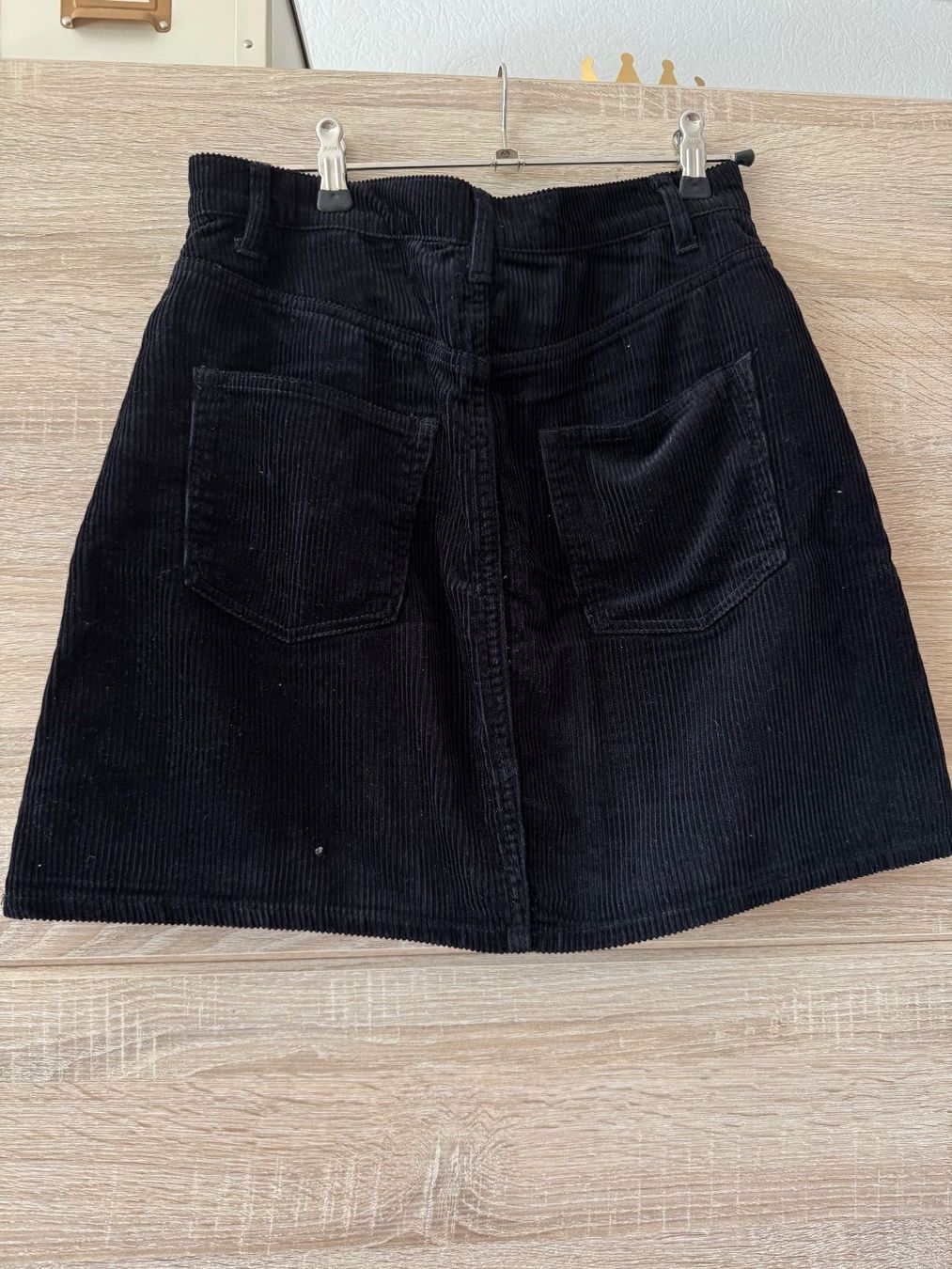 H&M Gonne: Jupe denim velours noire – Nuovo (secondo la descrizione) da Montreux venduto da Izapechee 1