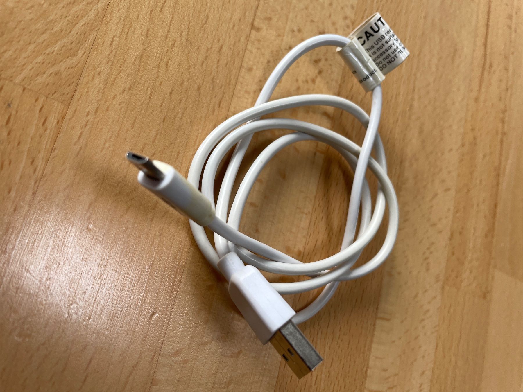 Cavi: Ladekabel , USB auf Micro USB – Usato da Matzingen venduto da carola71