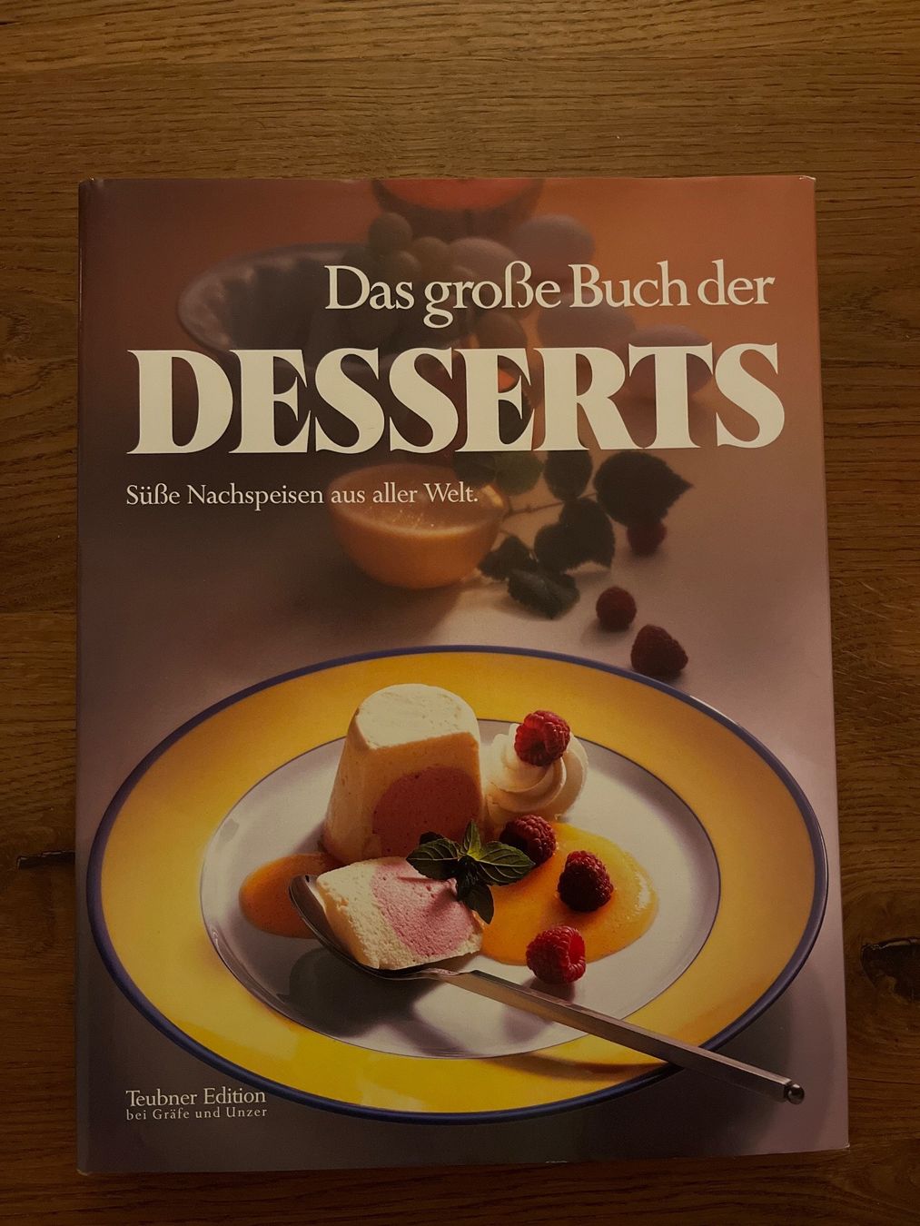 Libri: Das grosse Buch der Desserts. Teubner Edition – Usato da Seuzach venduto da laj_p6gj