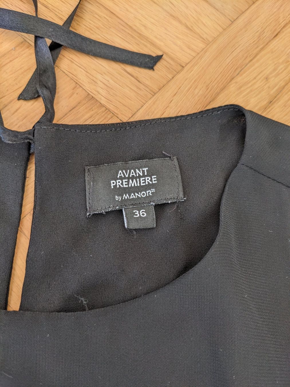 Avant Premiere Vestiti: Manor Avant Premiere Abendkleid Gr.36 – Usato da Lengnau AG venduto da Nathi88 8