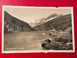 Oberalpsee mit Hotel