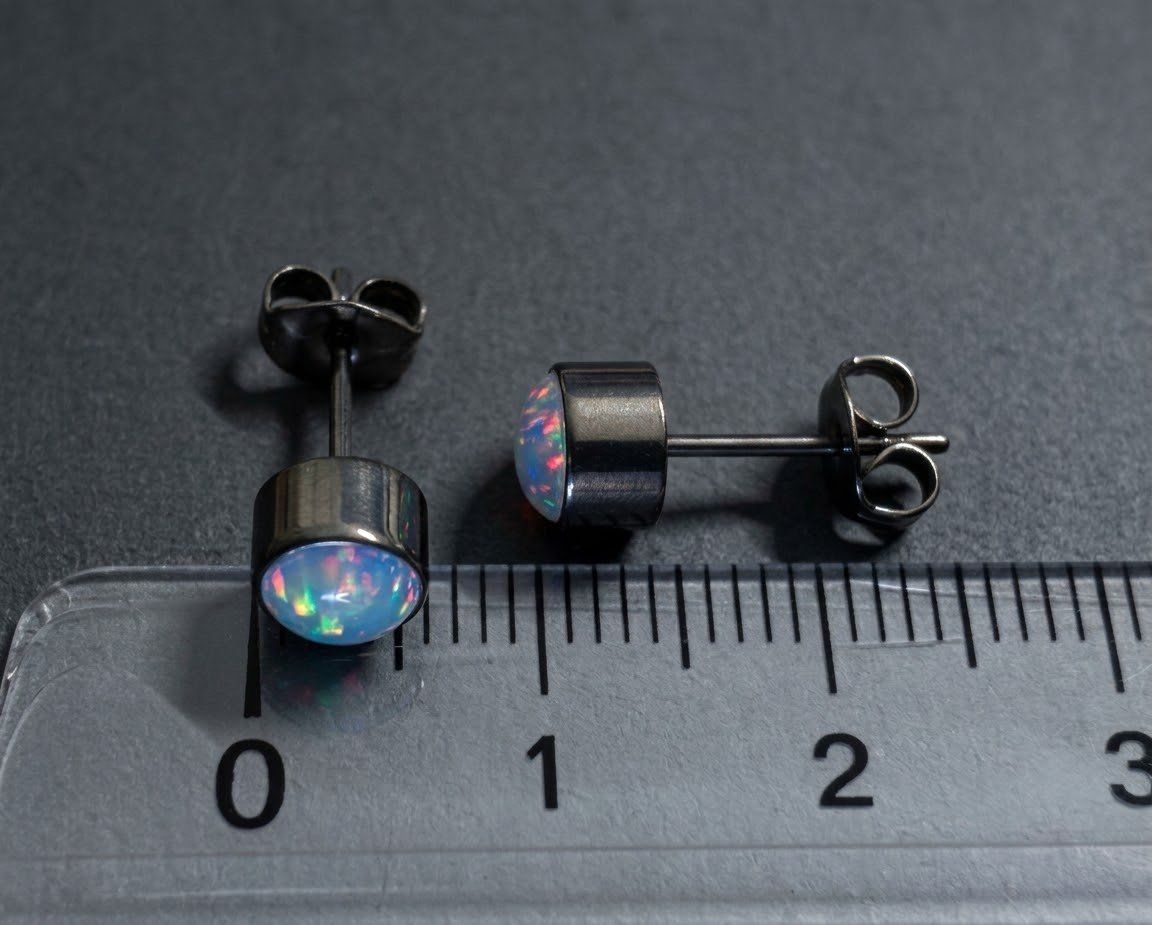 Orecchini pendenti & Orecchini a lobo: Wunderschöne Titanium-Ohrstecker mit Opal – Nuovo e nell'imballaggio originale da Matten b. Interlaken venduto da kero71 4