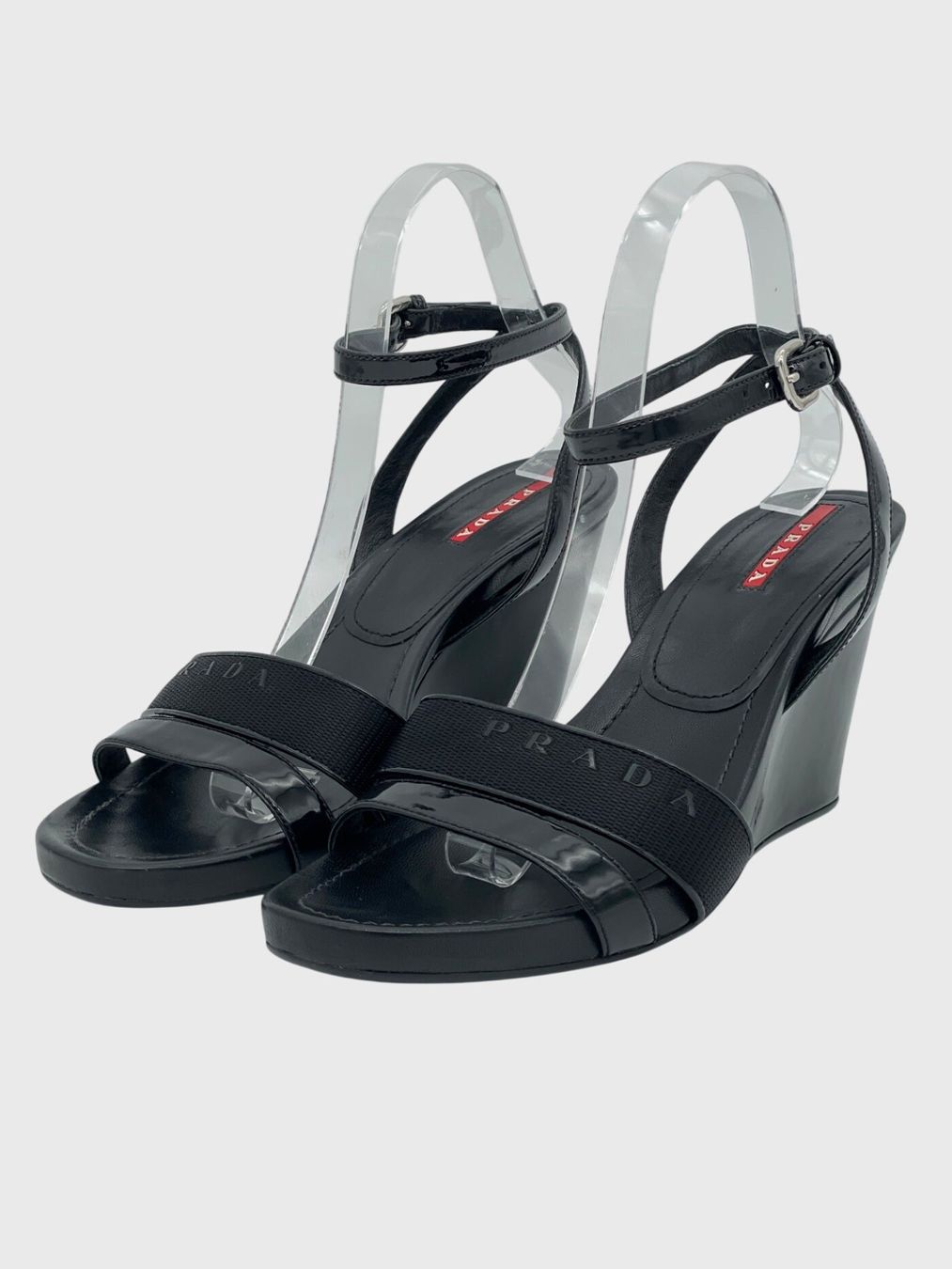 Prada Scarpe da donna: Prada Sport Sandale mit Absatz EU 38 Schwarz – Nuovo (secondo la descrizione) da Zürich venduto da shoe_shop 2