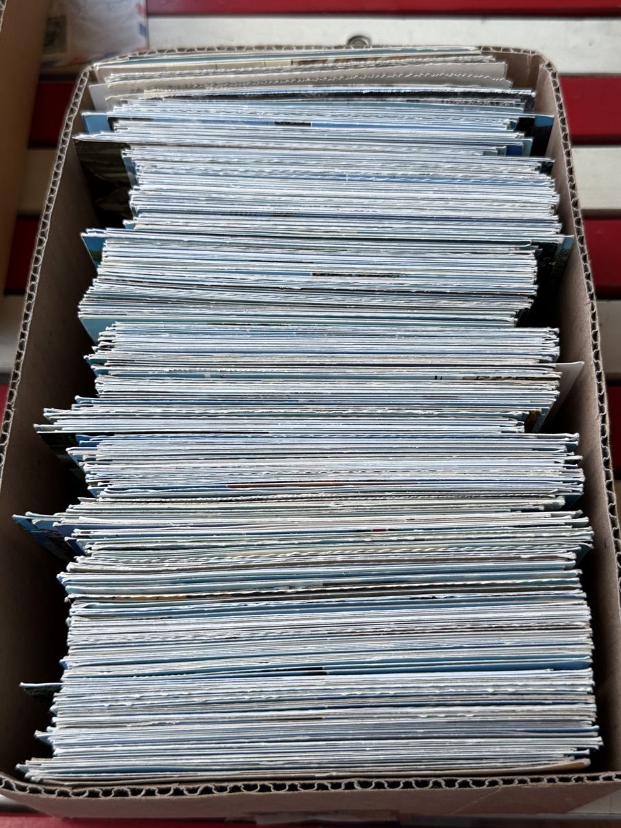 Cartoline postali: Kiste Ansichtskarten, Schweiz Motive u. a. 2.5kg – Usato da Zürich venduto da Geniuss 3