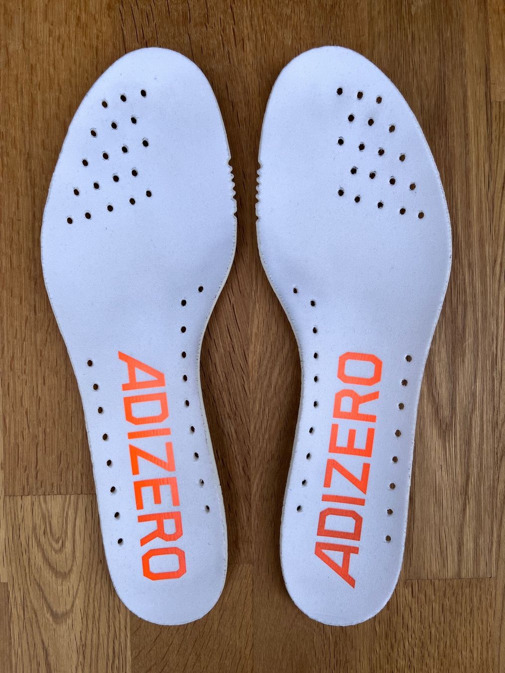 Adidas Scarpe da uomo: ADIDAS - Adizero Adios 9 - Runningschuhe – Usato da Egerkingen venduto da taebimoht 3