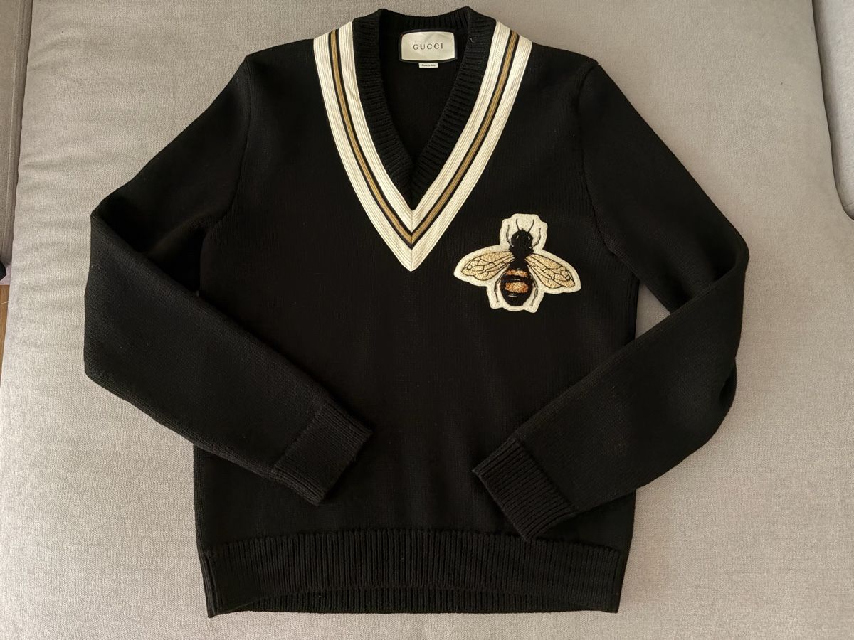 Gucci Pullover & Sweatshirts: Gucci Pullovers Strick Pullover V-Ausschnitt Biene Grösse S – Neu (gemäss Beschreibung) aus Luzern von bma_7pkv