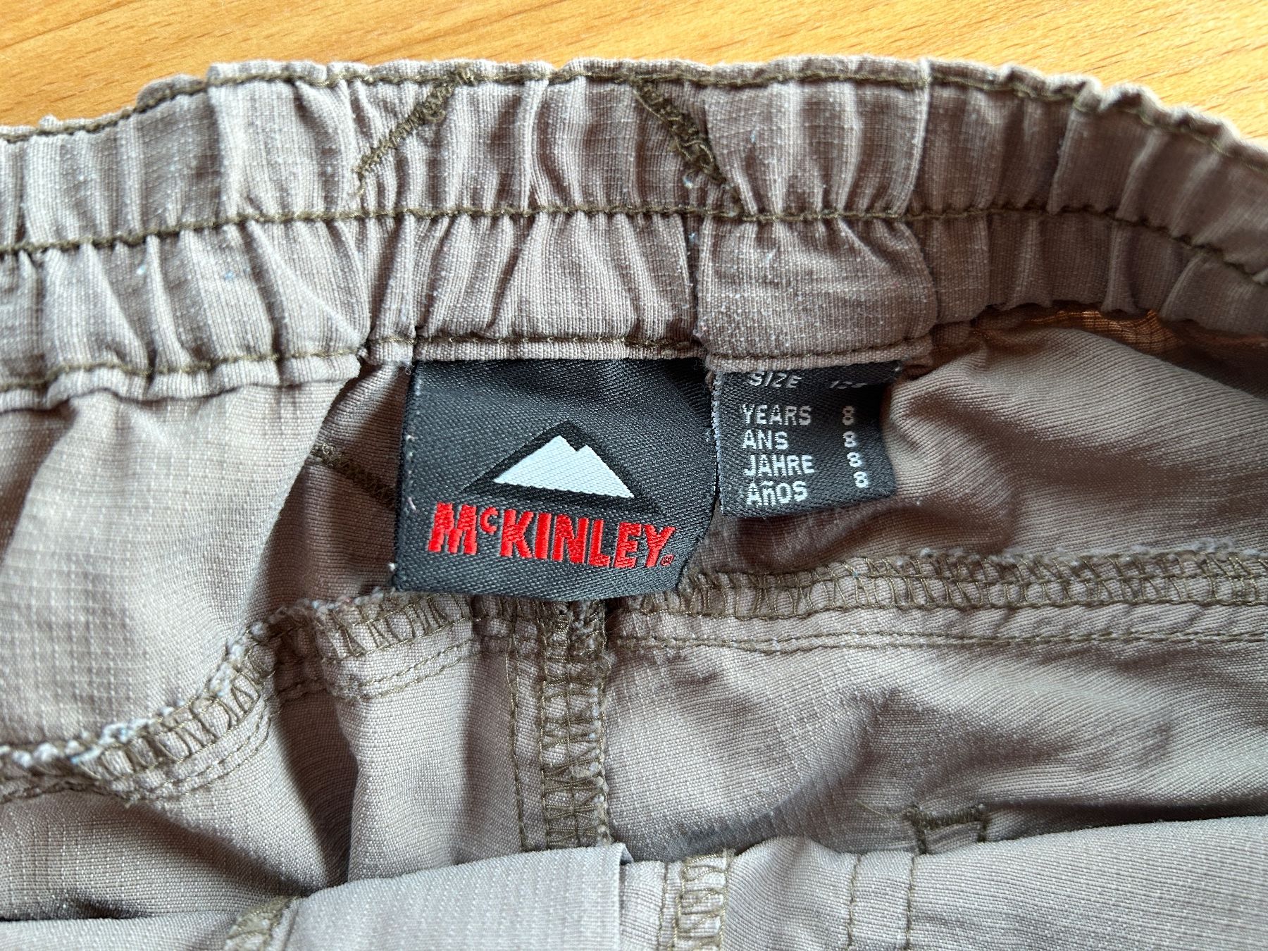 Hosen: Kurze Kinderwanderhose Grösse 128 – Gebraucht aus Grosswangen von che_gr 1