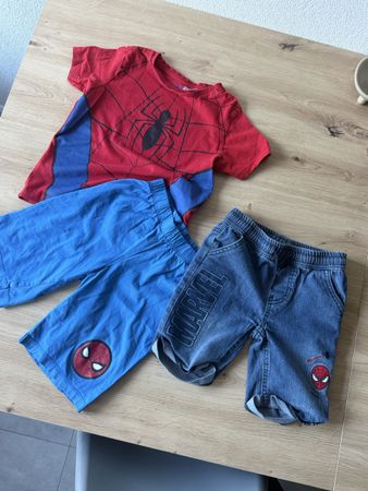 Lot Spiderman Marvel: T-shirt et shorts pour garçon, été