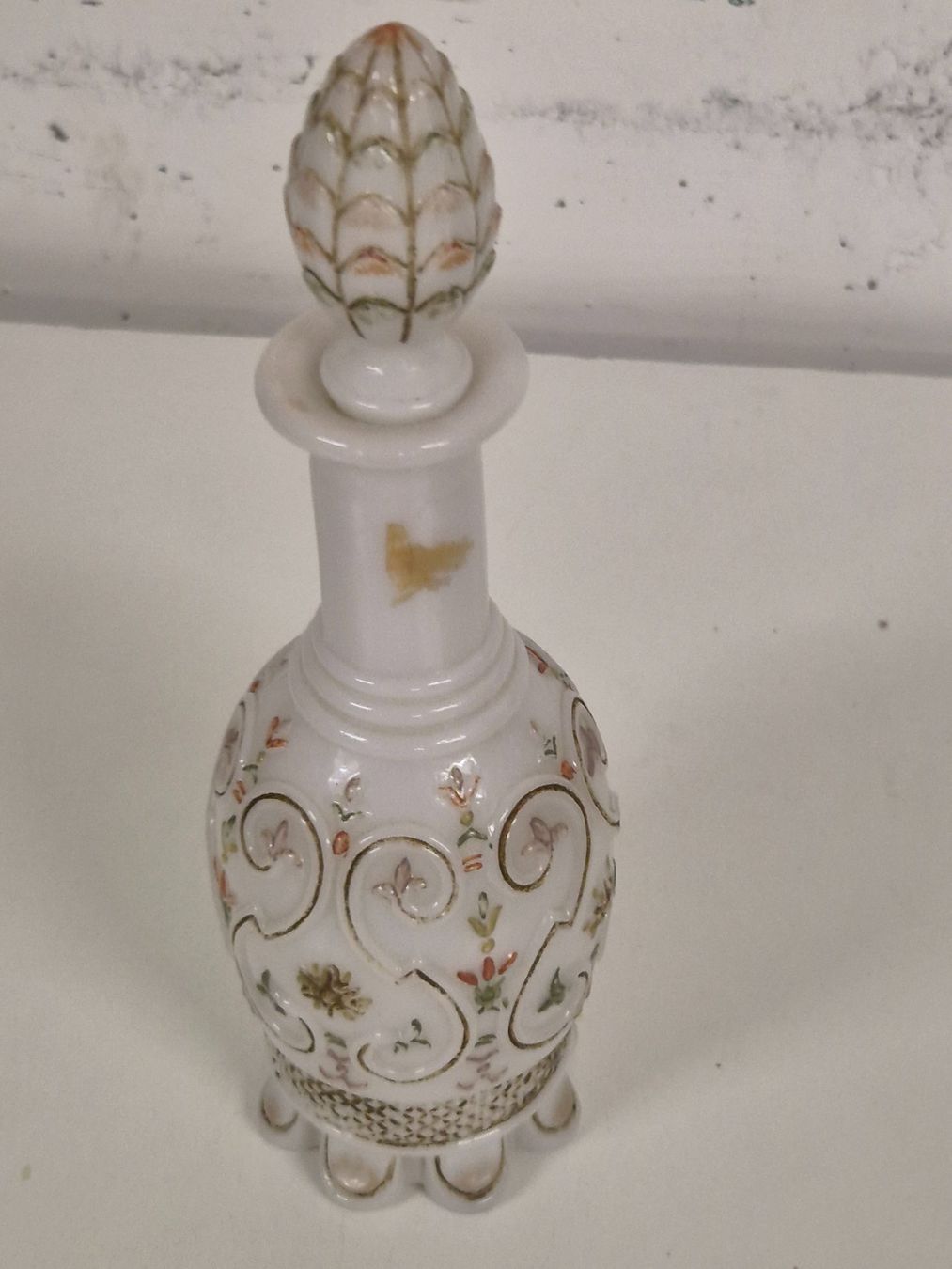 Flaconi: flacon en opaline blanche décor polychrome et doré - Napoléo – Usato da Bogis-Bossey venduto da VNT-GE.ch 3