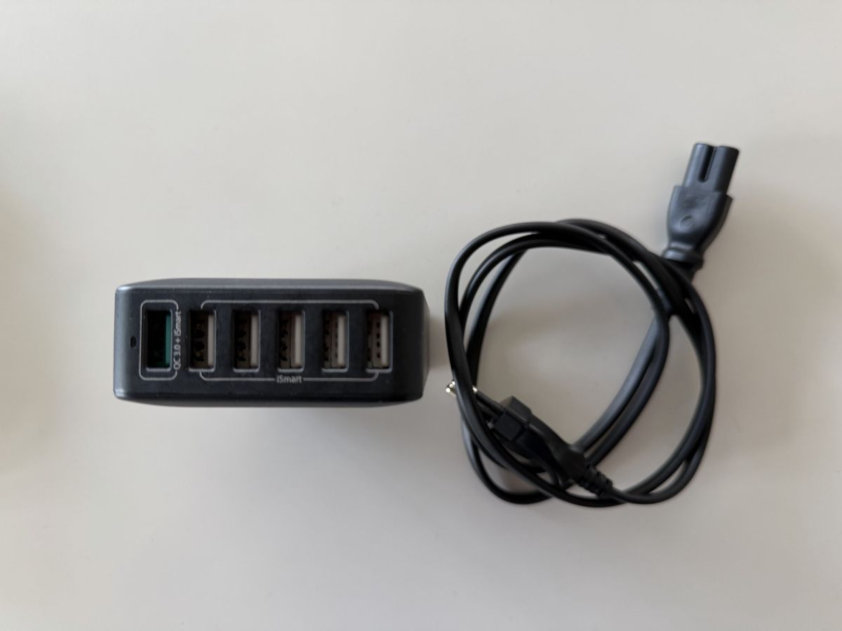 Caricabatterie: RAVPower Turbo Series 60W – Usato da Männedorf venduto da Imbomar 1