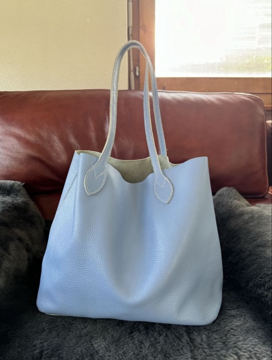 Taschen für Damen: Leder Tasche handgefertigt blau – Neu und originalverpackt aus Veyras von ValClasse 1