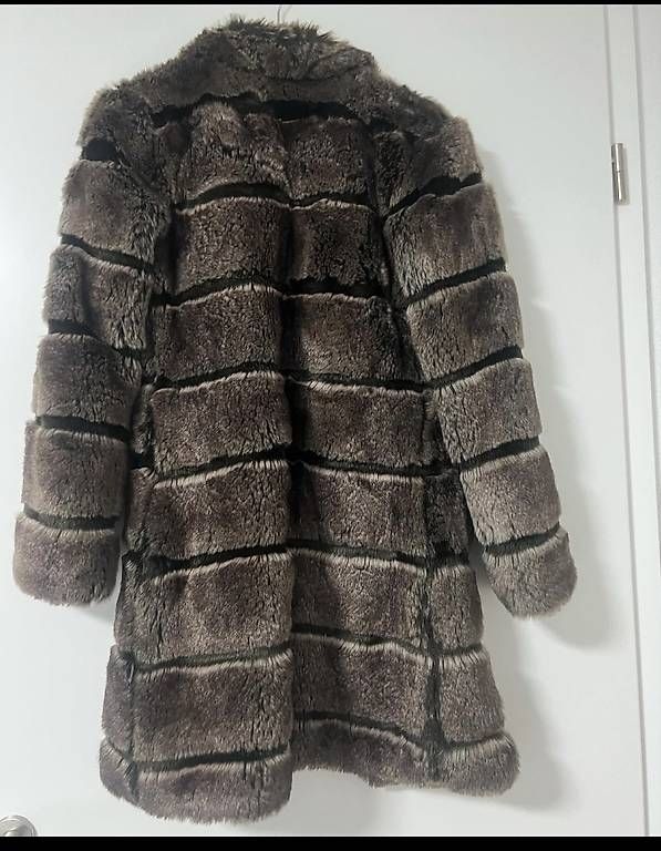 Jacken: Très belle veste d'hiver  – Gebraucht aus Bulle von Preteni 2