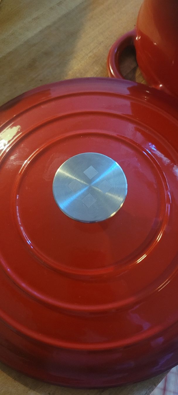 Pentole: cocotte rouge en fonte – Usato da Genève venduto da uneautresaison 4