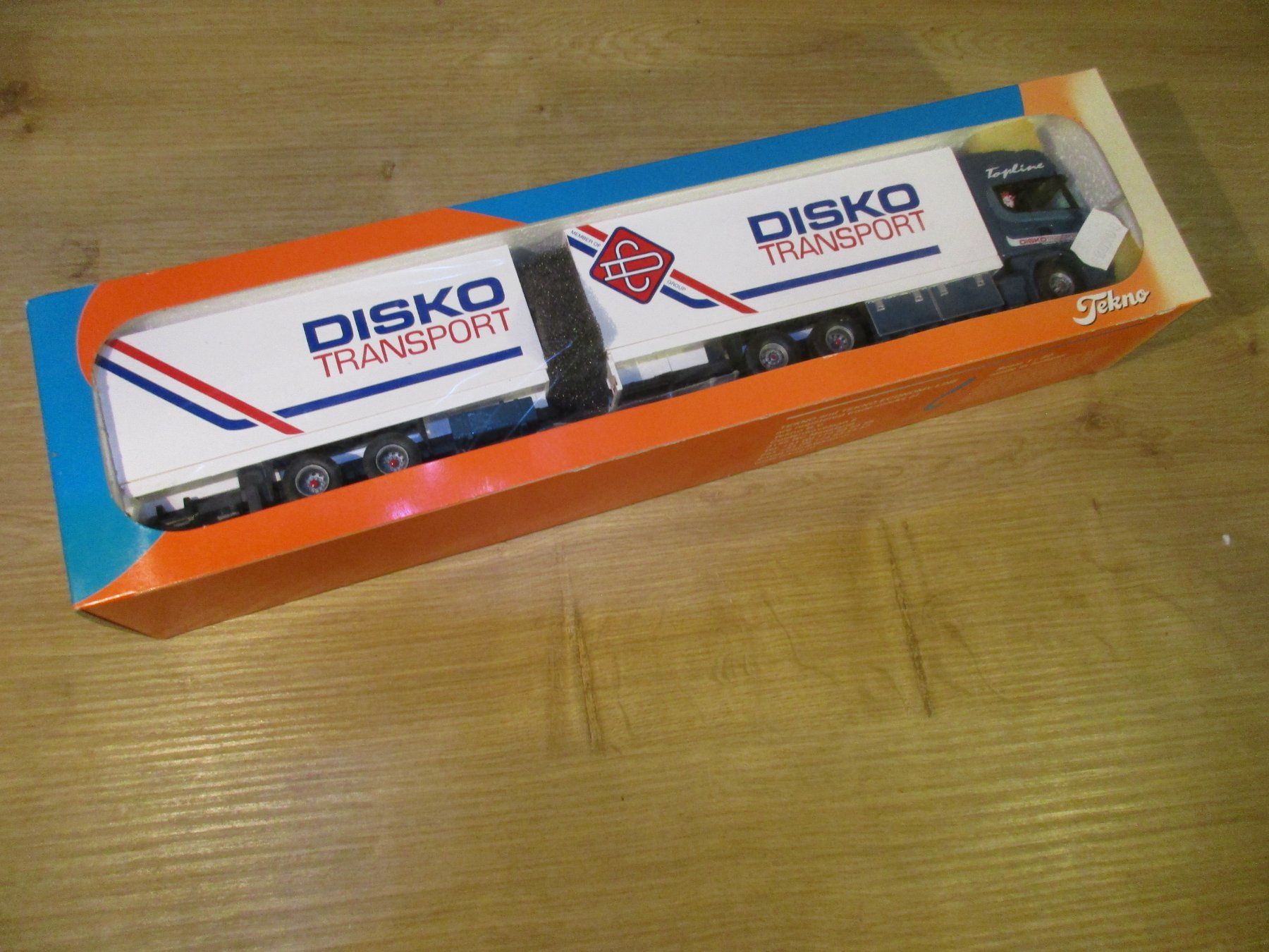 Tekno Kit di modellismo & Modellini statici: Tekno 1:50  Scania 124  Disko – Usato da Ennetmoos venduto da Truckdiver 8