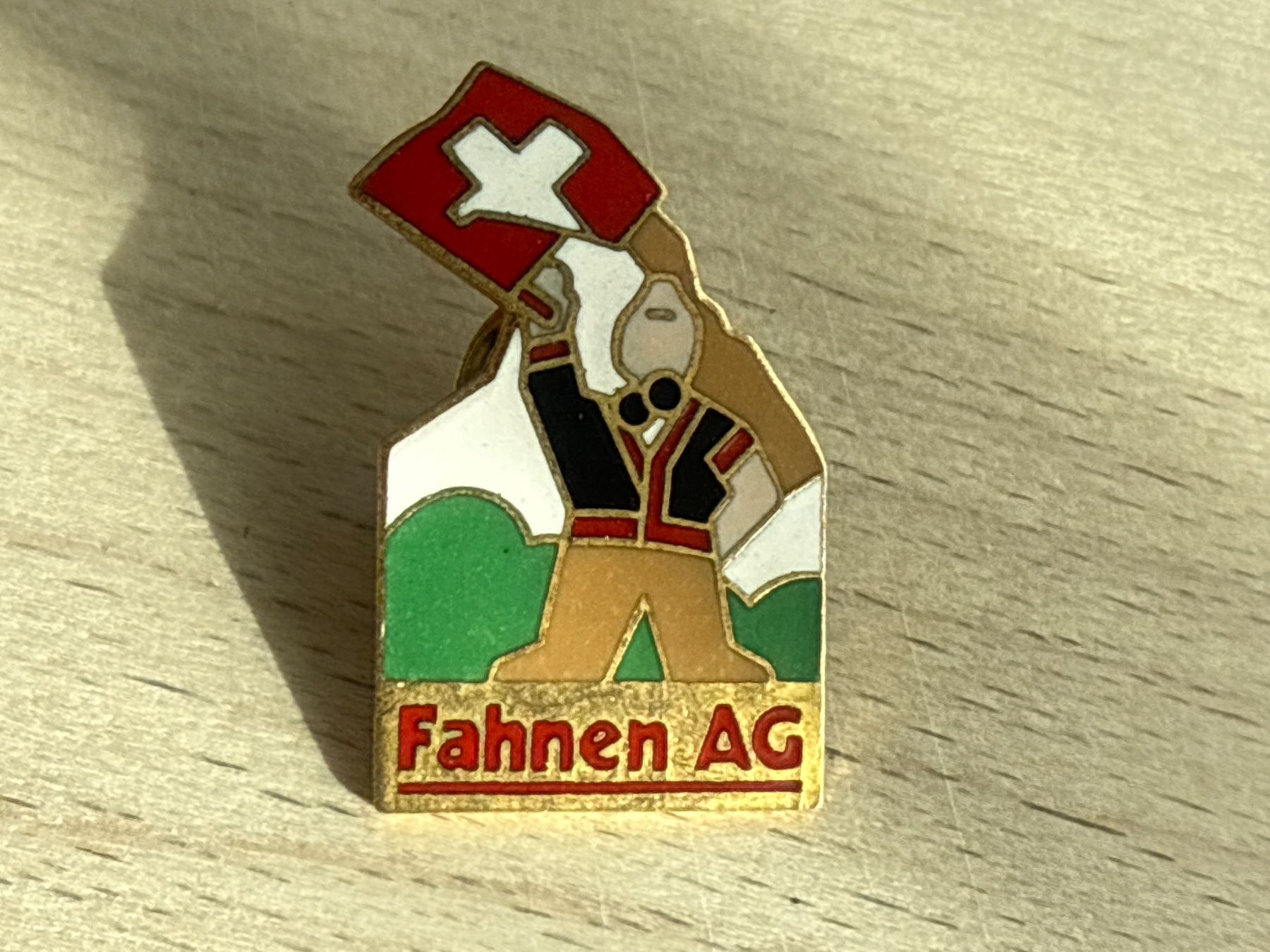 Plaquettes & Badges: Pin Fahnen AG – D'occasion à Glattbrugg par Schweigmatt