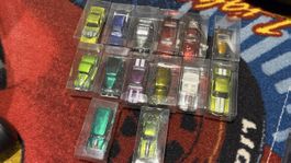 Collection  14 hot wheels metalique 