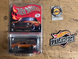 Lot hot Wheels