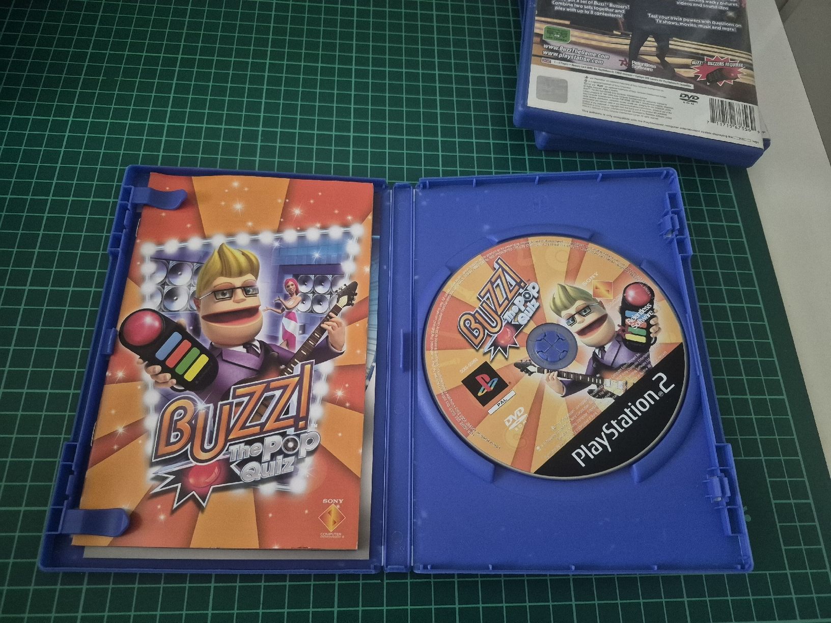 Sony Giochi: PS2 Buzz! Pop, Big Quiz & Millionaire - Bundle - Fun! – Usato da Meyrin venduto da Retro-GZ 3