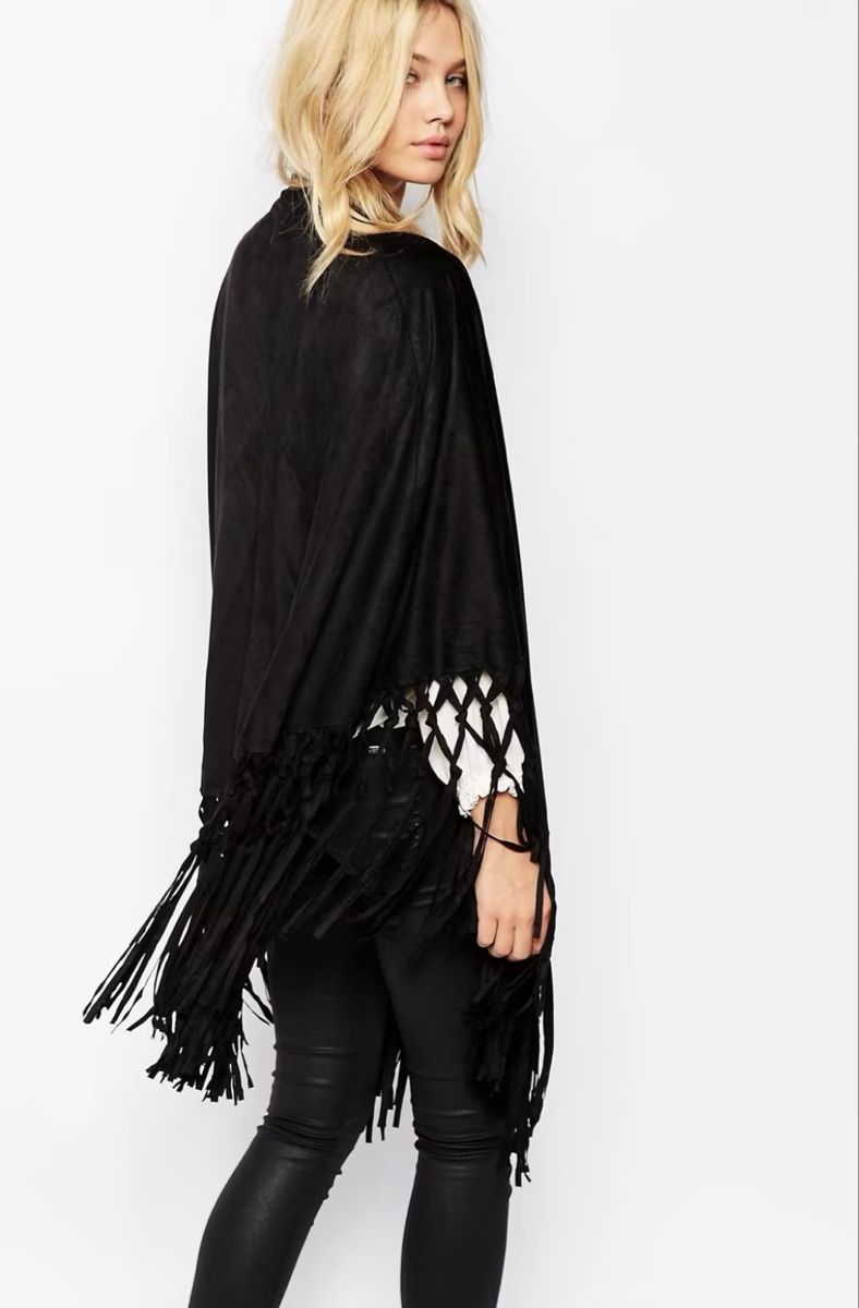 Sonstige Damenmode: Mango Poncho mit Fransen – Neu (gemäss Beschreibung) aus Baden von Tiffany6878 3