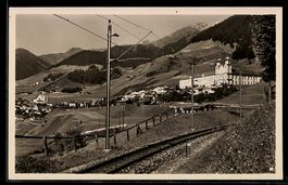 AK Disentis, Gleispartie mit Blick zum Ort
