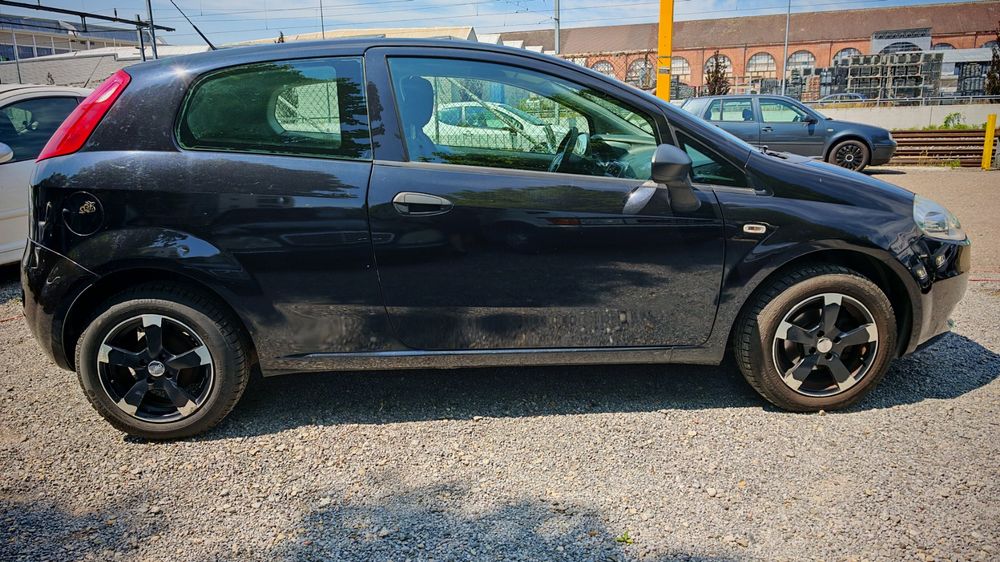 Fiat Automobili: Fiat Punto 1.2 – Usato da Arbon venduto da Tropxe1 2