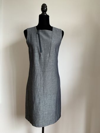 AKRIS: Elegantes Designer-Kleid, herrliches Seidenfutter, 36