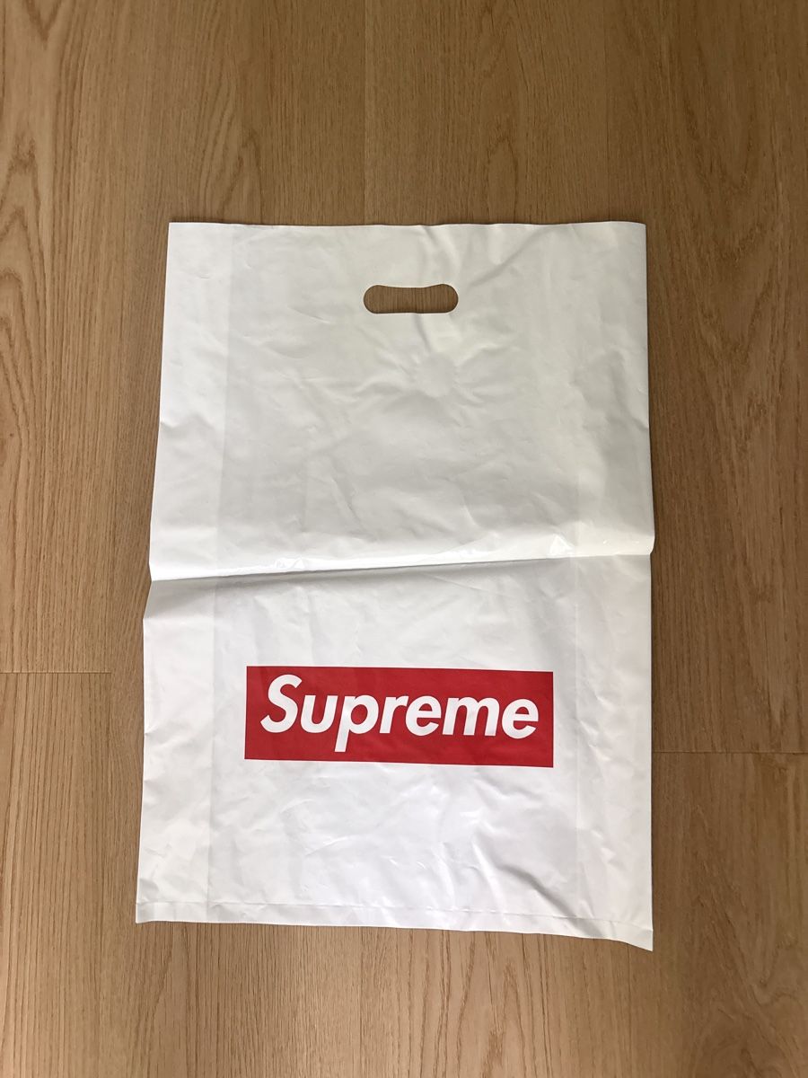 Maglioni & Felpe: Supreme Hoodie Schwarz – Nuovo e nell'imballaggio originale da Zürich venduto da bar_57n5 2