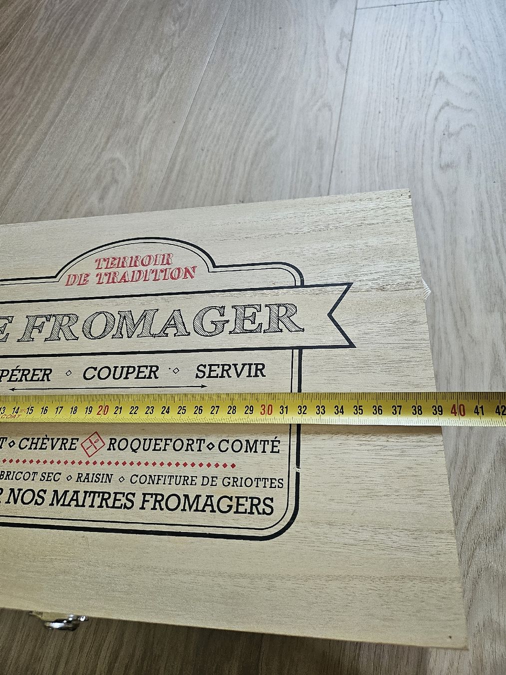 Autres décorations & accessoires: Boîte à fromage élégante. – D'occasion à La Joux FR par car_ck96 7