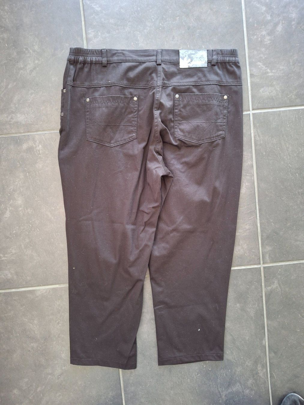 Hosen: Schwarze Hose Gr. 48, No Secret – Gebraucht aus WALTERSWIL SO von thb_ybm8 1