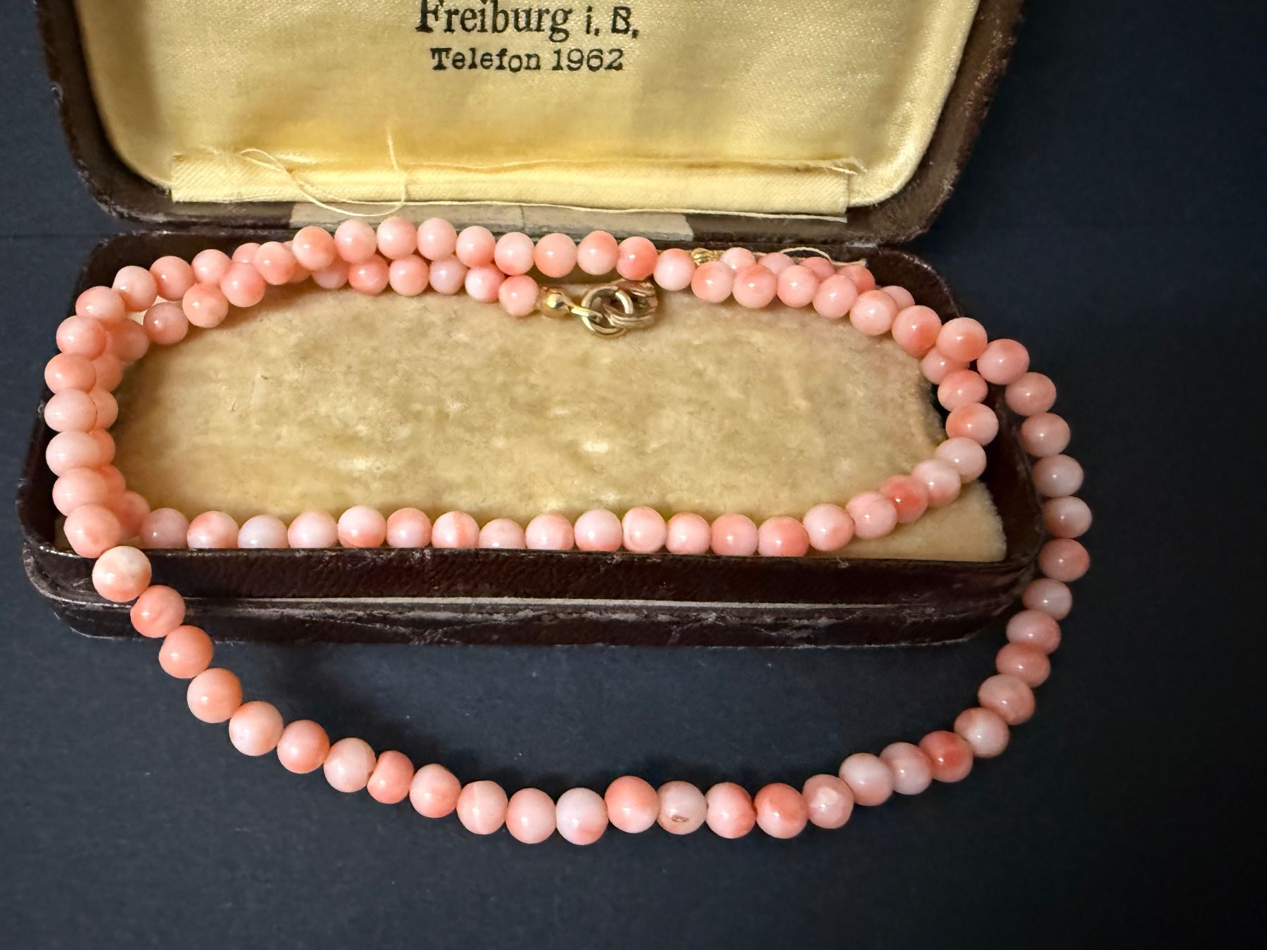 Catenine: Rosa Korallen Kette mit Silber Verschluss 925 – Usato da Spiegel b. Bern venduto da Rogger72