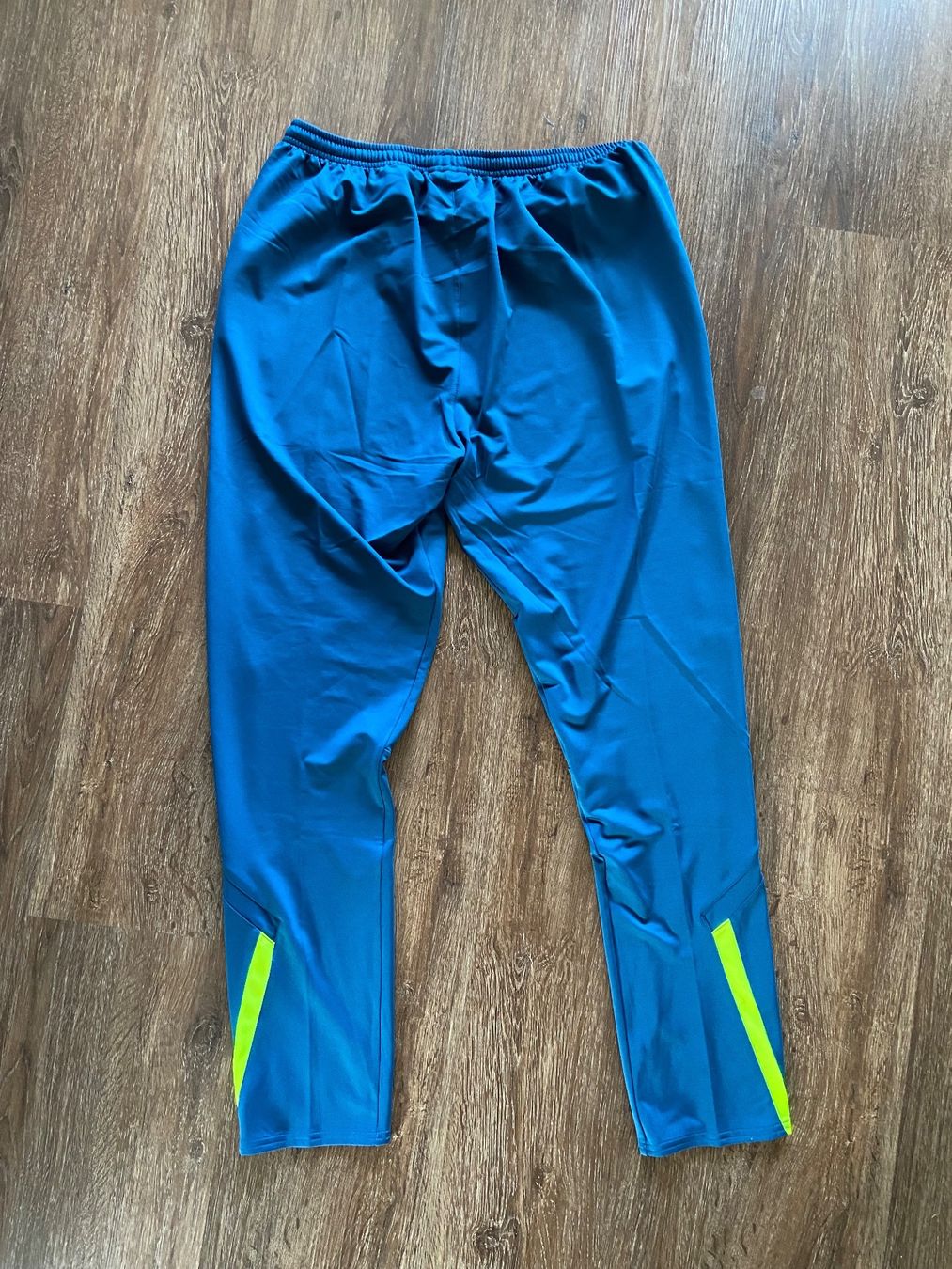Hosen: FC Everton Trainerhose Gr. XL – Neu (gemäss Beschreibung) aus Muttenz von bargain_hunter 3